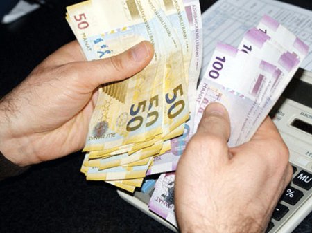 В Азербайджане моллы будут получать зарплату