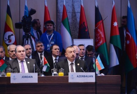 Ильхам Алиев: Азербайджан поддерживает урегулирование конфликта на основе принципа двух государств со столицей Палестины в Восточном Иерусалиме