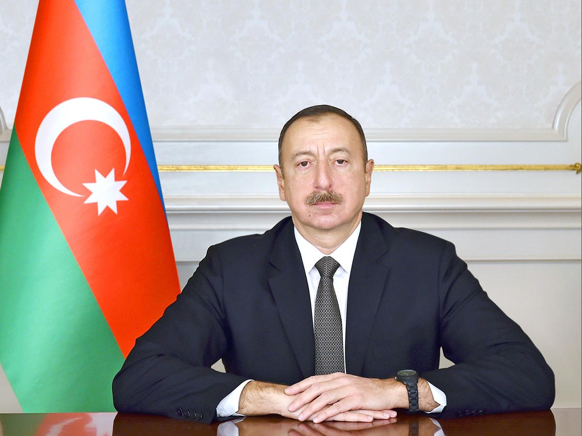 Ильхам Алиев на открытии нового здания суда