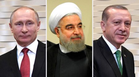 В Сочи началась встреча лидеров России, Ирана и Турции