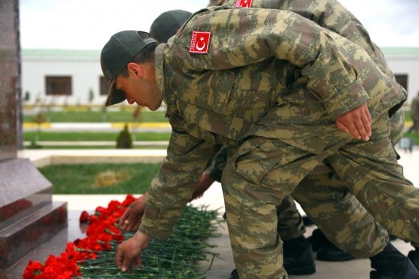 В Азербайджане пройдут совместные с Турцией военные учения ФОТО; ВИДЕО
