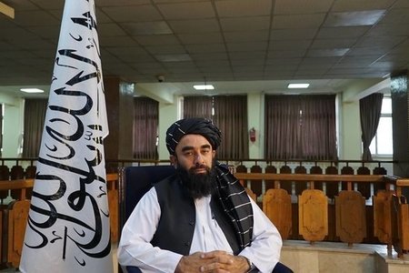 Талибы начнут выплачивать госслужащим зарплаты за три месяца