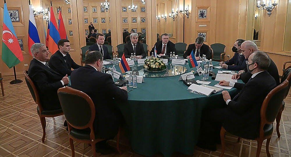 Официальные лица Баку и Еревана встретятся в Москве