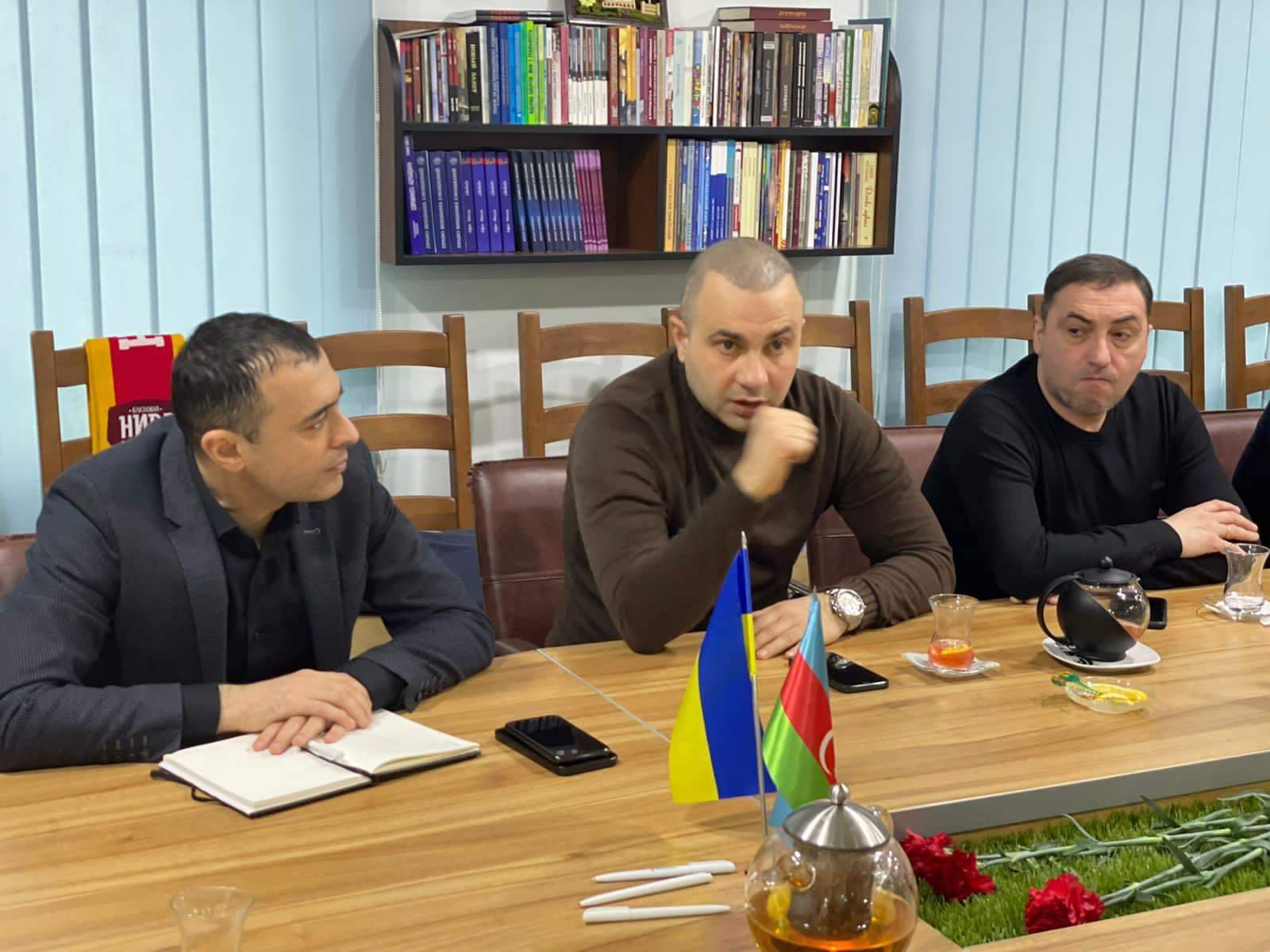 В офисе Рады Азербайджанцев Украины почтили память шехидов
