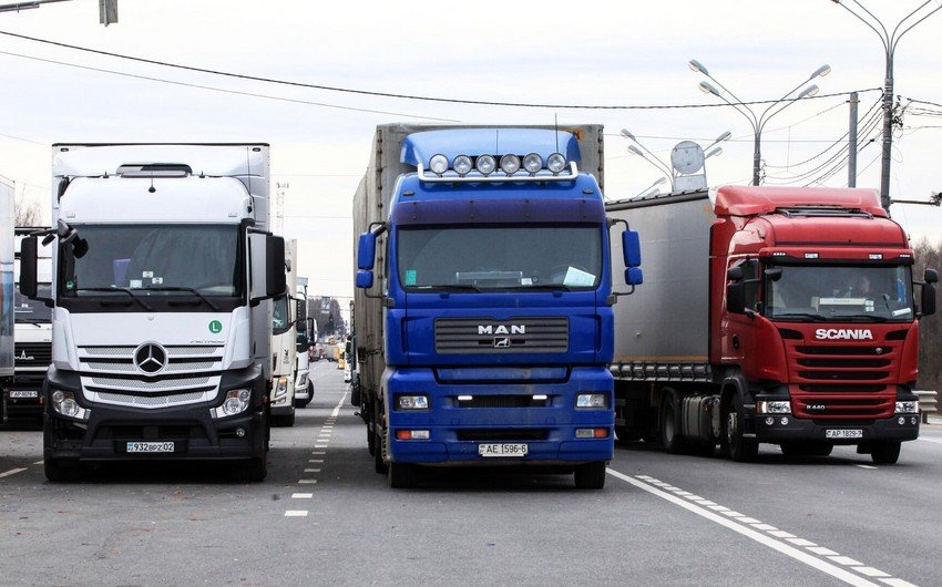 Из Финляндии выдворили 60 российских и белорусских грузовиков