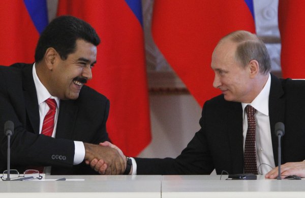 Как Байден пытался рассорить Путина и Мадуро