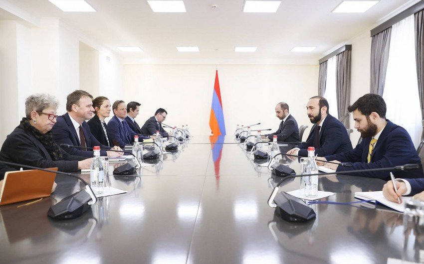 Глава МИД Армении встретился с технической группой ЕС