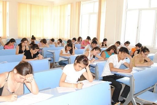 Около 48 тыс. школьников сдадут экзамен