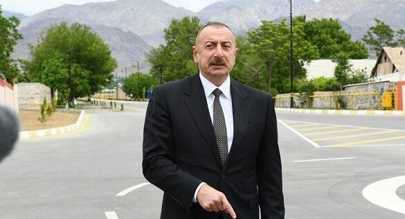 Фактор Гейдара Алиева оберегал Азербайджан словно зонт