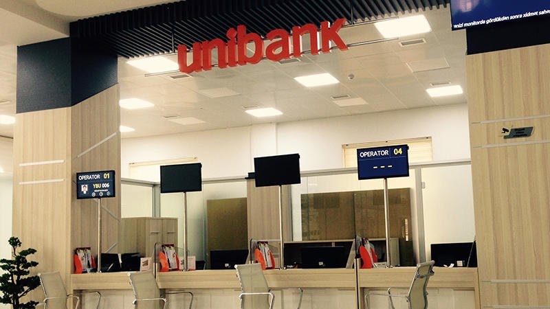 "Unibank" kartlarından vəsaitlər silinir: nə baş verir?