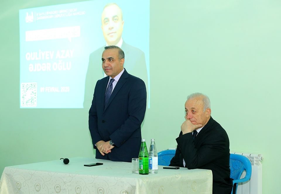 Azay Quliyev seçicilərin müraciətlərini dinlədi - FOTOLAR