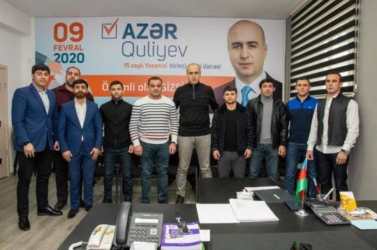Azər Quliyev ölkəmizin tanınmış idmançıları ilə görüşdü - FOTO/VİDEO Azər Quliyev ölkəmizin tanınmış idmançıları ilə görüşdü - FOTO/VİDEO