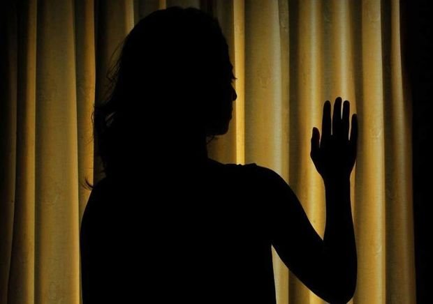 Azərbaycanda ərinin dostu ilə qaçan qadını ailə qəbul etməyib - ŞOK HADİSƏNİN TƏFƏRRÜATI Azərbaycanda ərinin dostu ilə qaçan qadını ailə qəbul etməyib - ŞOK HADİSƏNİN TƏFƏRRÜATI