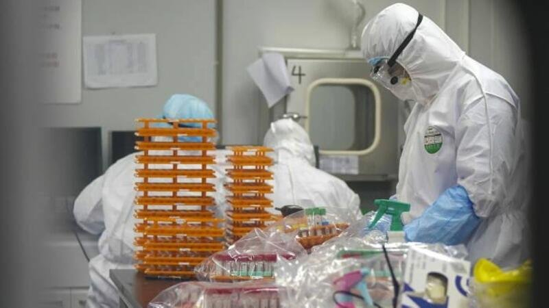 BÖYÜK UĞUR: Dünya alimləri birləşdi - Koronavirusa qarşı 50-dən çox dərman TAPILDI