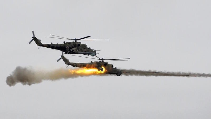 Şiddətli döyüşlər gedir: Generalın 1 helikopteri vuruldu, 35 silahlı öldürüldü