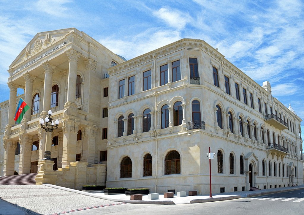 Azərbaycanda daha 2 vəzifəli şəxs rüşvətə görə tutuldu Azərbaycanda daha 2 vəzifəli şəxs rüşvətə görə tutuldu
