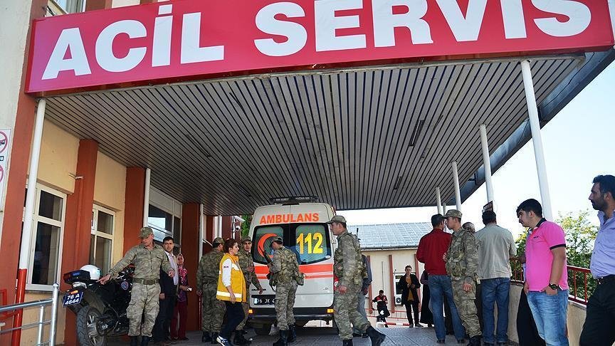 Türkiyədə polislərə silahlı hücum: ölən var