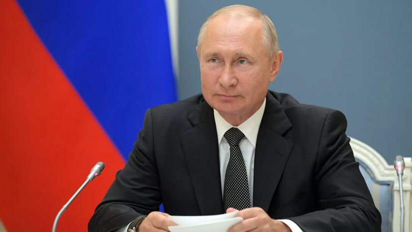 Putin referendumda səs verdi Putin referendumda səs verdi