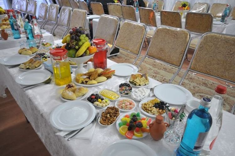 Komitə sədrindən yas mərasimi qadağası: “Ölən şəxsə ehsan vermək lazım deyil” Komitə sədrindən yas mərasimi qadağası: “Ölən şəxsə ehsan vermək lazım deyil”