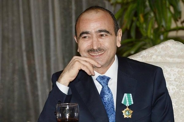 Əli Həsənovun "müalicə aldığı" klinikadan açıqlama