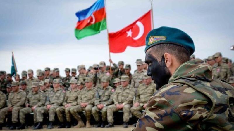 İrəvan ordumuzun önünə canlı meyitlərlə çıxır İrəvan ordumuzun önünə canlı meyitlərlə çıxır
