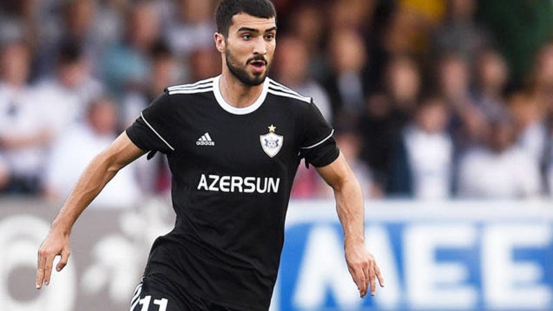 Mahir Emreli müalicə almaq üçün İspaniyaya gedir Mahir Emreli müalicə almaq üçün İspaniyaya gedir