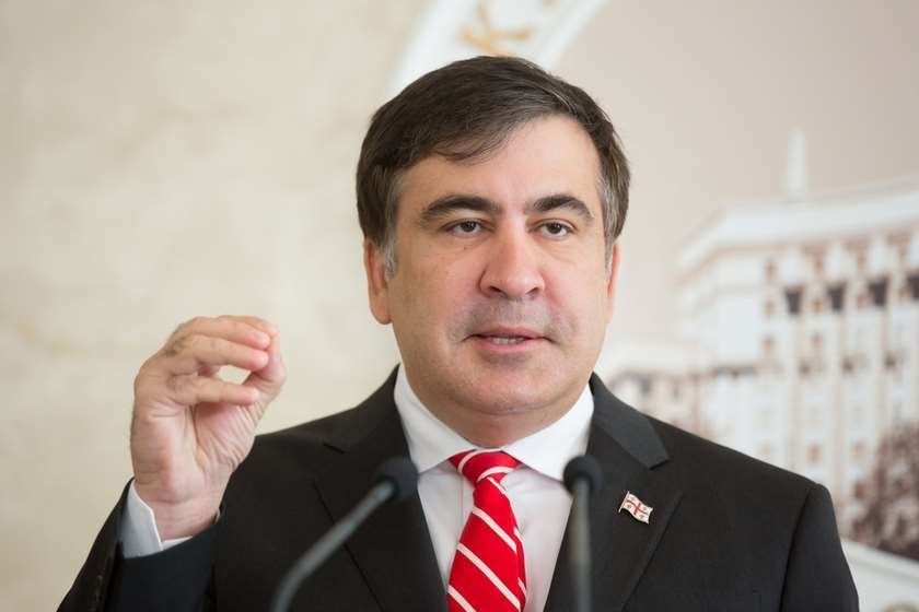 Saakaşvili Gürcüstana qayıdır