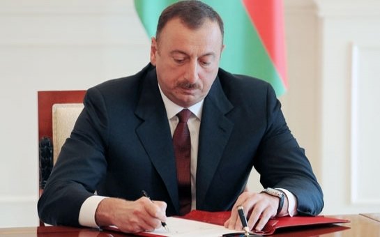 Prezident Azad Rəhimovun vəfatı ilə bağlı nekroloq imzaladı