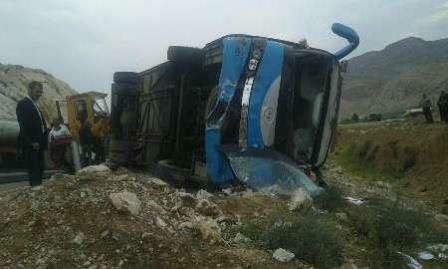 İranda sərnişin avtobusu aşdı: 5 ölü, 33 yaralı