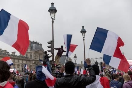 Fransada İslama qarşı hücumlar artıb