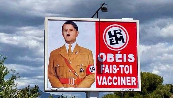 Makronu Hitlerə bənzətdilər - Foto