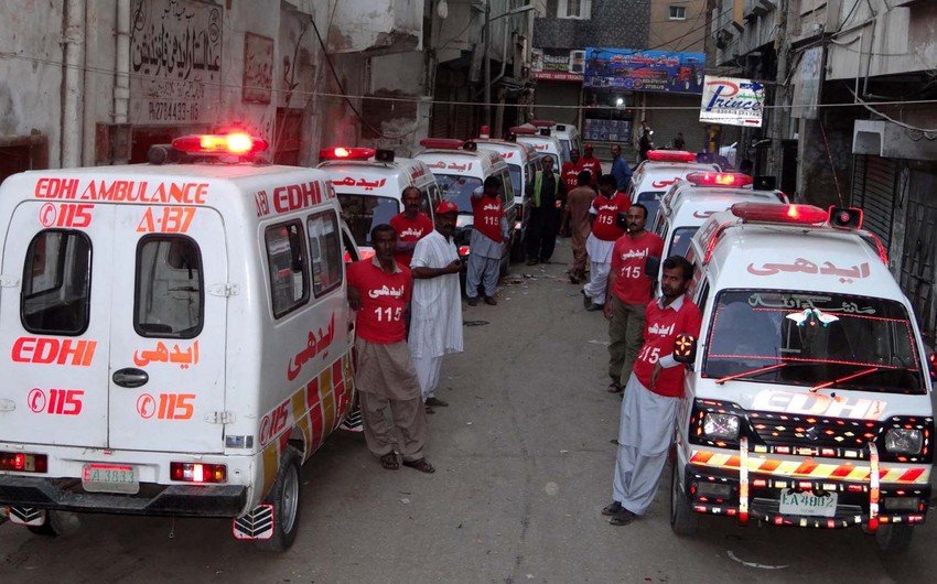 Pakistanda yol qəzası zamanı baş verən partlayışda 10 nəfər ölüb
