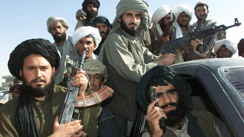 "Taliban" Kabildə komendant saatı elan etdi