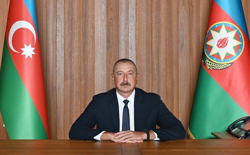 Bir qrup təhsil işçisinə “Əməkdar müəllim” fəxri adı verilib - SİYAHI