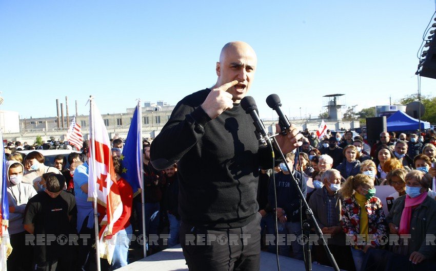 Gürcüstanın müxalif partiya sədrinin deputat mandatı ləğv olunub