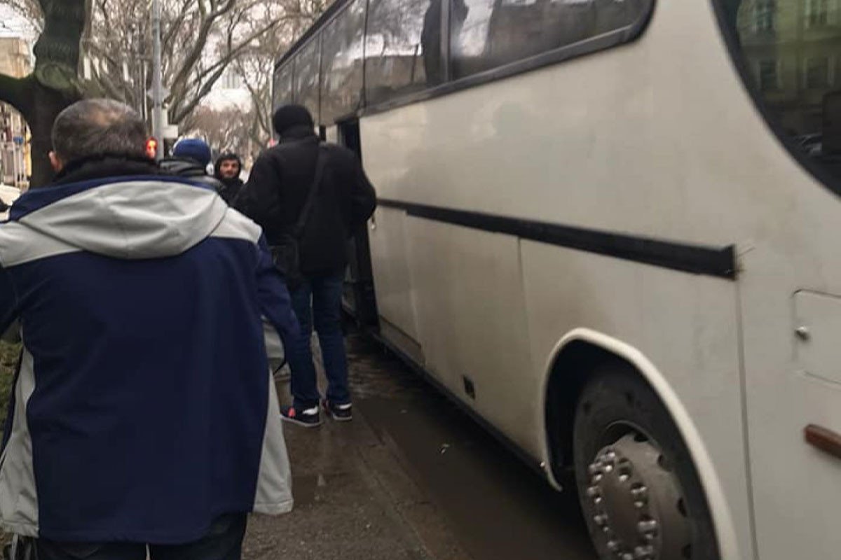200 azərbaycanlı Odessadan çıxarıldı