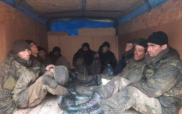 300 rus hərbçisi döyüşməkdən imtina etdi