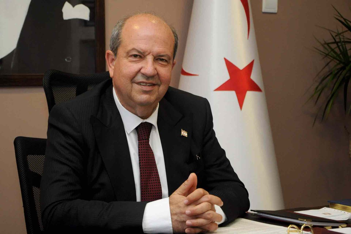 Quzey Kıbrıs Türk Cümhuriyyətinin Prezidenti yüksək mükafata layiq görüldü