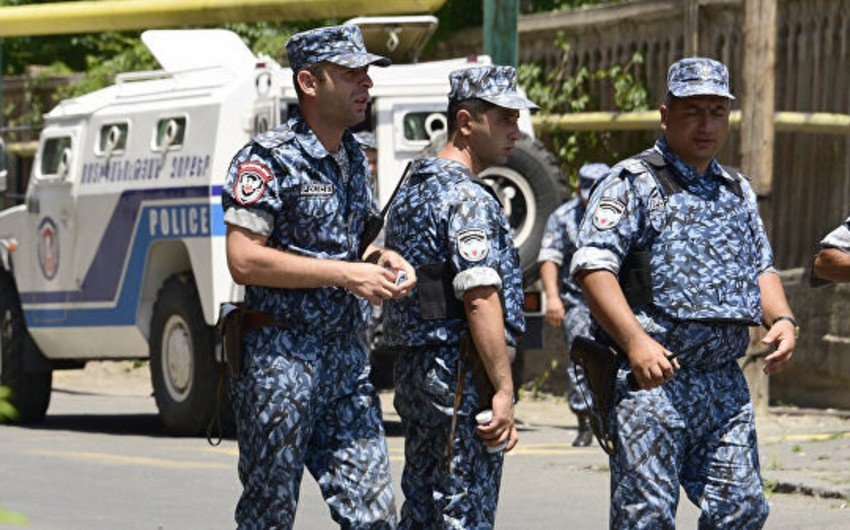 Ermənistanda hərbçi ilə polis əməkdaşları arasında dava olub