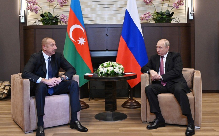 Vladimir Putin İlham Əliyevə zəng edib