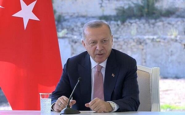 Putin ağlına nəyi qoyursa, onu da edir - Ərdoğan