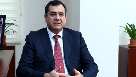 "Putin sübut etdi ki, istənilən vaxt sözünün arxasından asanlıqla qaça bilir..." - Həsənquliyev