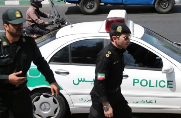 İranda terror aktı - Ölənlər və yaralılar var