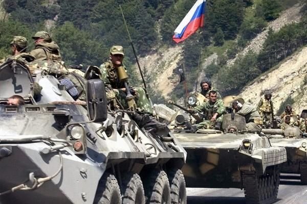 Rusiya 1800 tank, 400 qırıcı ilə hücuma hazırlaşır