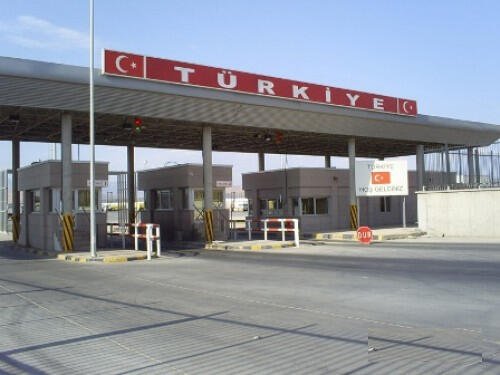 Türkiyə Ermənistanla sərhədi açdı