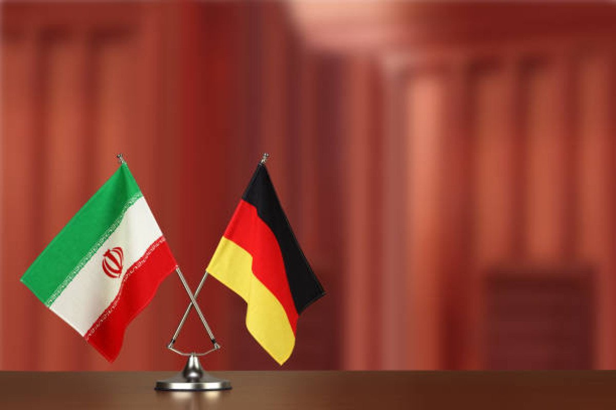 İran almaniyalı diplomatları “arzuolunmaz şəxs” elan etdi