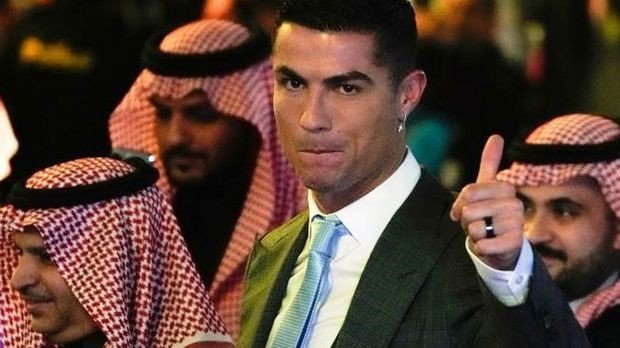 Ronaldo qeyri-etik hərəkətlərə görə məhkəməyə veriləcək