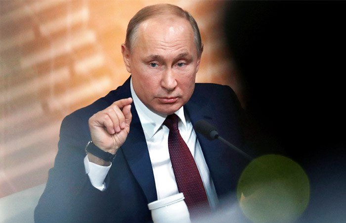 Putin öz maaşını artırdı