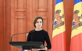 Moldova prezidenti məhkəməyə verildi