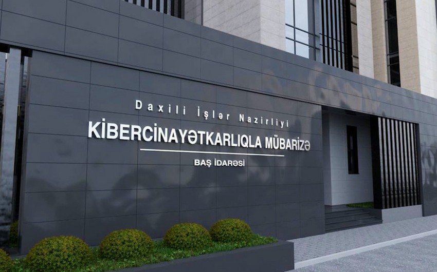 Bank kartlarından oğurluq edən dəstə tutuldu